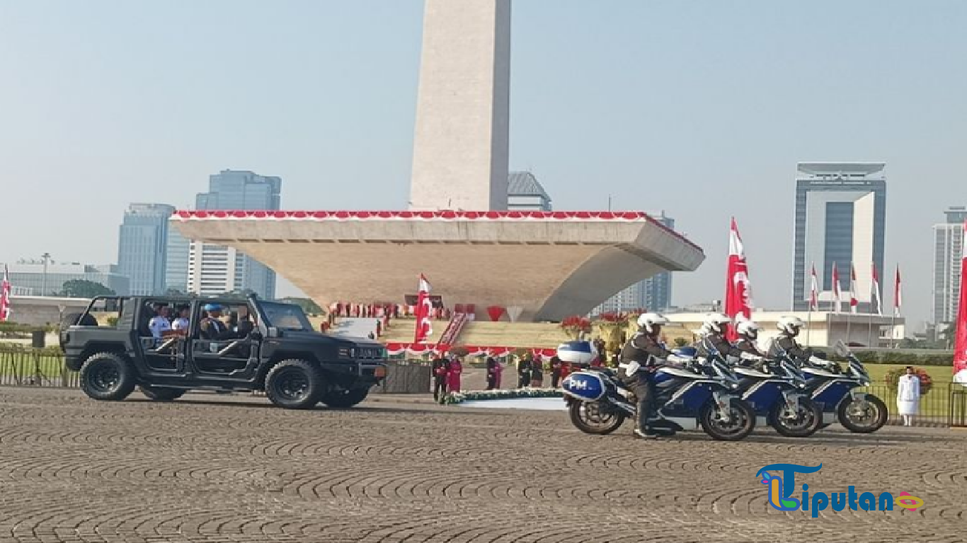 Dimulai, Rombongan Kirab Bendera Merah Putih dan Naskah Proklamasi Berangkat dari Monas ke Halim