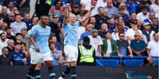 Hasil Liga Inggris: Diwarnai Gol Kontroversial, Manchester City Curi 3 Poin Perdana dari Kandang Chelsea