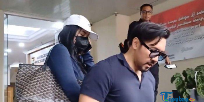 Pengakuan Audrey Davis sebagai Pemeran Video Porno Menghebohkan Dunia Maya