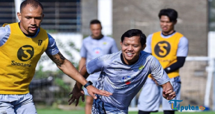 Penilaian Pelatih Persib untuk Debut Manis Dimas Drajad dan Adam Alis