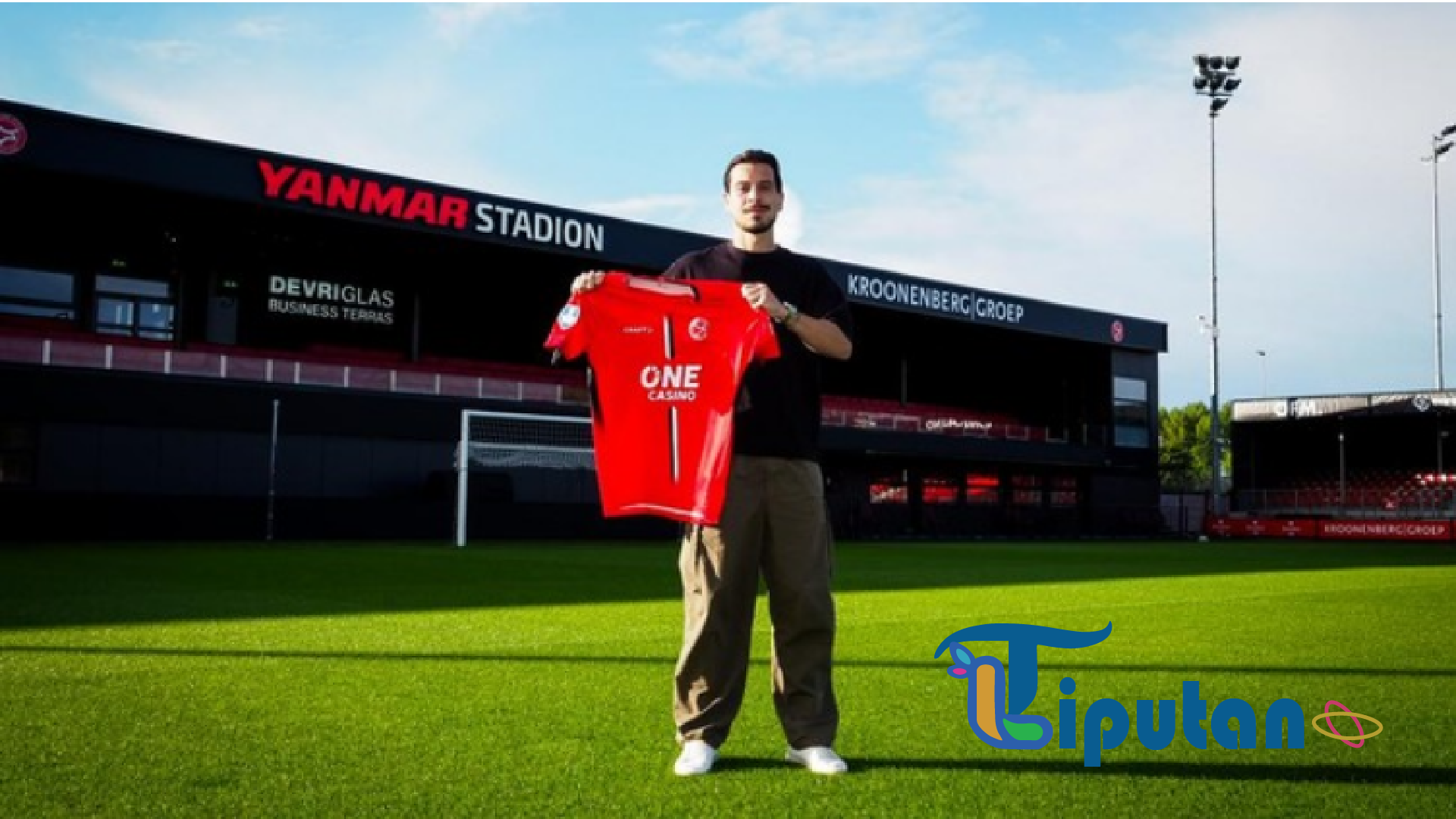 Kata-kata Thom Haye Usai Gabung Almere City: Optimisme dan Semangat Baru