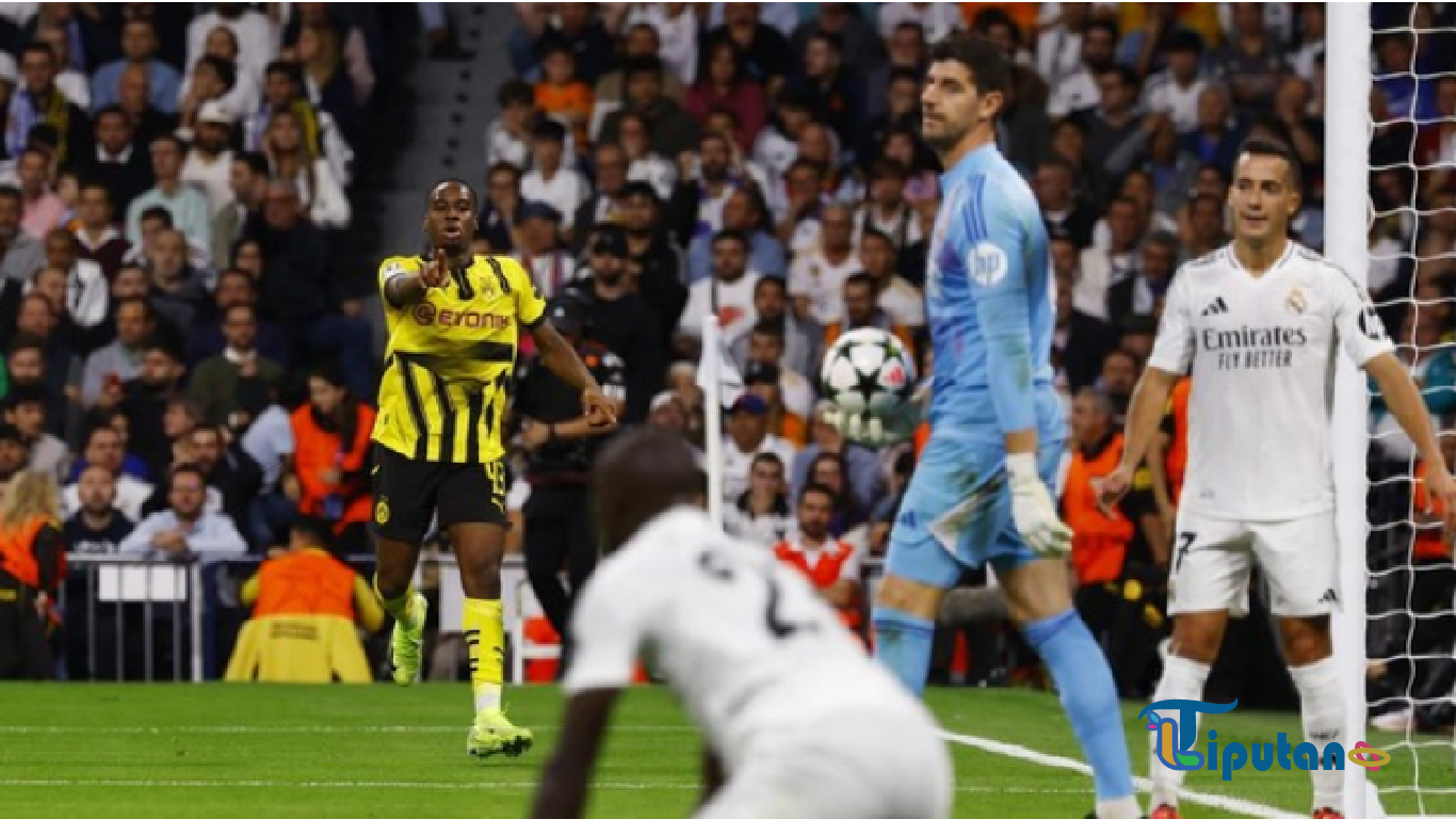 Courtois Mengamuk Usai Madrid Bantai Dortmund 5-2