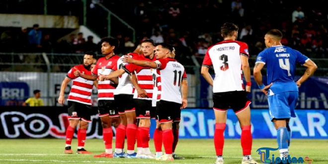 Hasil Madura United vs PSIS: Laskar Sape Kerrab Raih Kemenangan 2-0