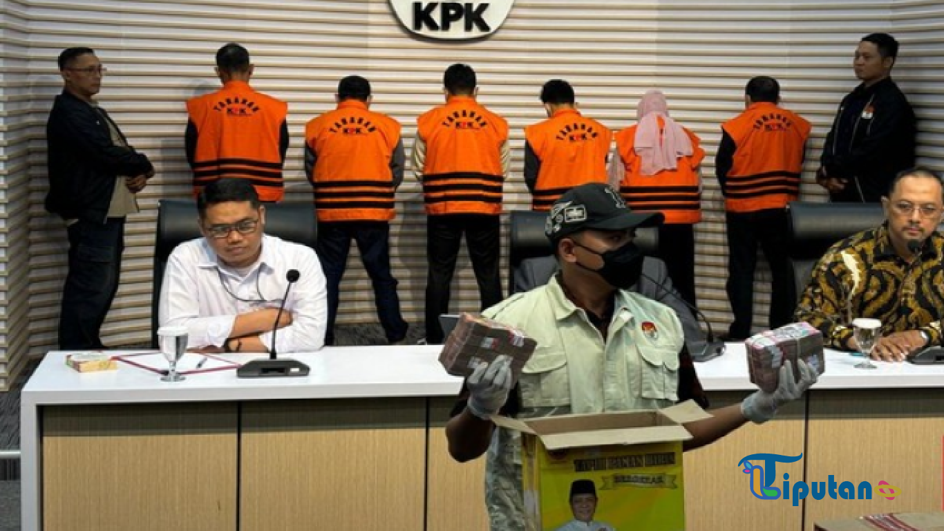 Kode Suap 'Logistik Paman' Muncul Meski Gubernur Sahbirin Belum Tertangkap