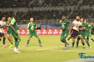 Statistik PSM Tahan Imbang Persebaya 1-1 di Liga 1, Diselamatkan VAR