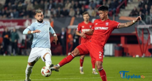 Twente vs Lazio: Mees Hilgers dkk Takluk 0-2