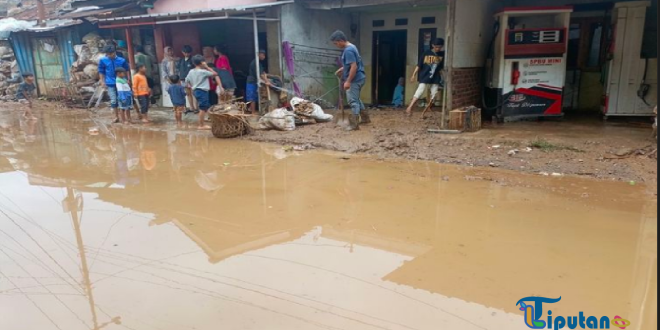 Banjir Melanda Jawa Barat, Ratusan Rumah Terendam dan Akses Jalan Terputus