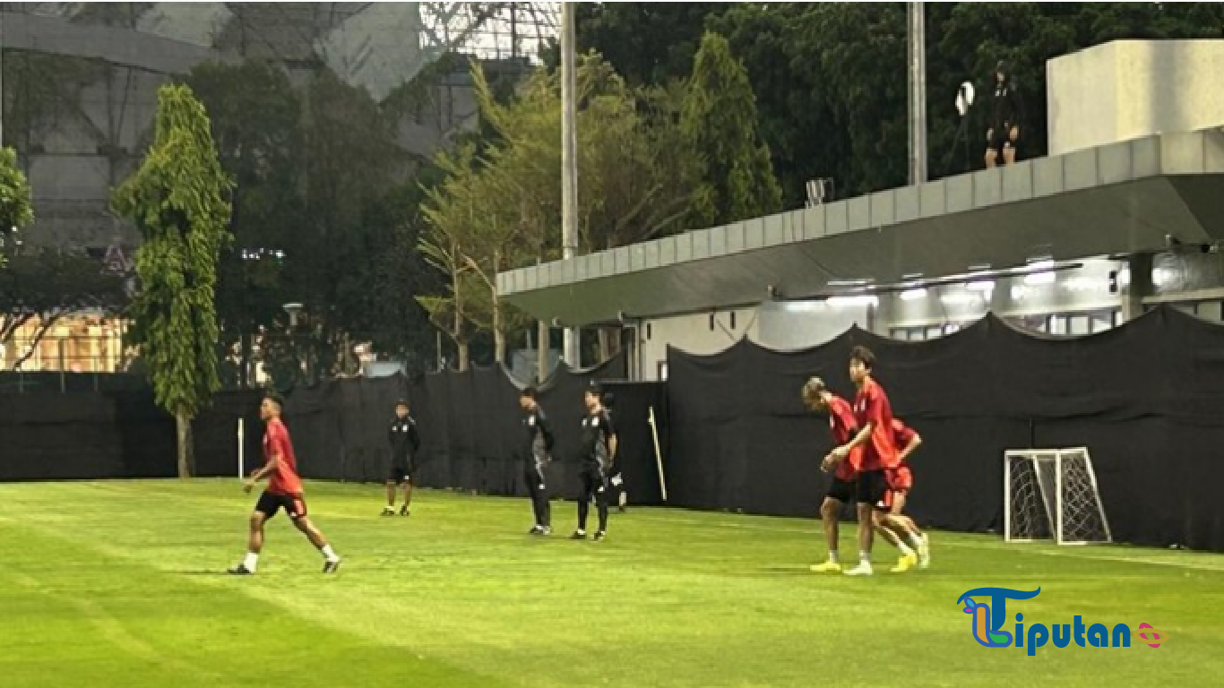 Bertanding di Tengah Hujan, Timnas Jepang Gelar Latihan Jelang Laga Melawan Indonesia