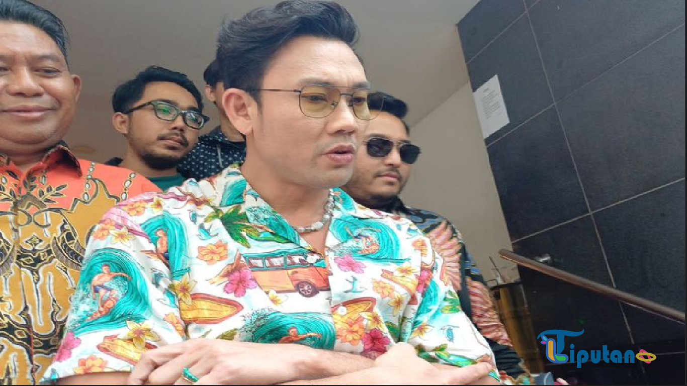 Denny Sumargo Kunjungi Rumah Farhat Abbas Usai Tantangan Berkelahi