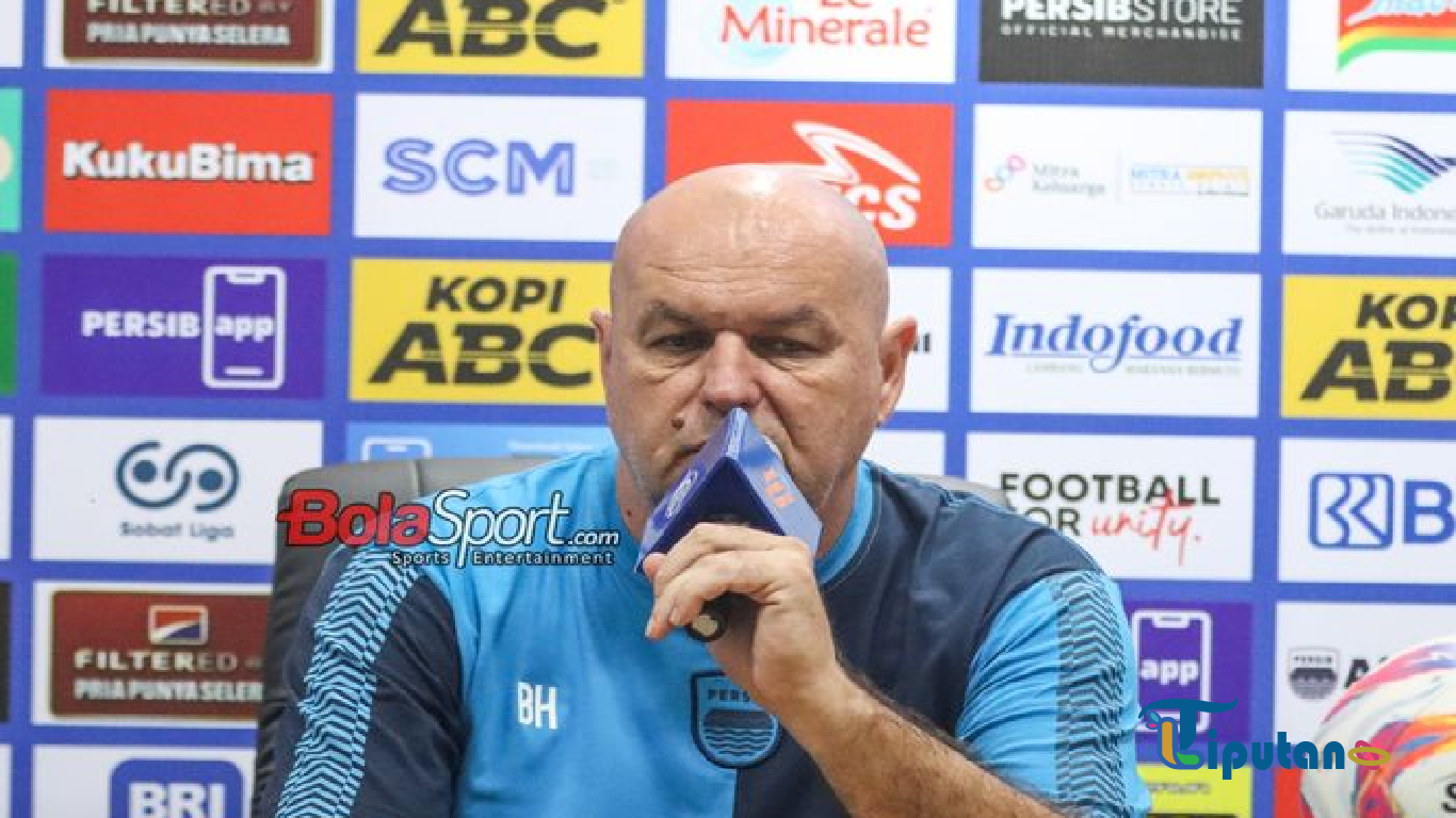 Gagal Amankan Kemenangan, Bojan Hodak Kritik Pemain Persib yang Menganggap Remeh Semen Padang FC