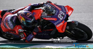 MotoGP Malaysia 2024: Permainan Pikiran Dimulai, Jorge Martin Yakin Pecco Bagnaia Sengaja Menyembunyikan Kecepatannya