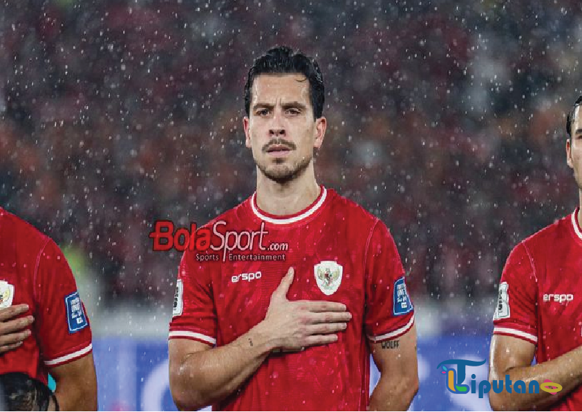 Thom Haye Baru Tampil Saat Almere City Tertinggal 3 Gol, Semakin Terperosok di Dasar Klasemen Liga Belanda Setelah Dibantai Ajax