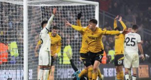 Wolves vs MU: Setan Merah Tumbang 0-2, Bruno Fernandes Diusir dengan Kartu Merah