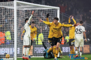 Wolves vs MU: Setan Merah Tumbang 0-2, Bruno Fernandes Diusir dengan Kartu Merah