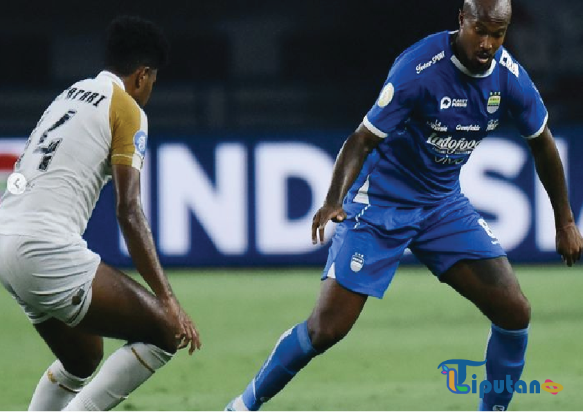 Debut Bersama Persib, Gervane Kastaneer Terkesima dengan Atmosfer GBLA