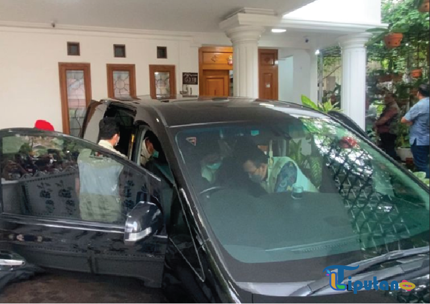 Mobil di Rumah Hasto Digeledah KPK, PDI-P: Tidak Ada Apa-apa