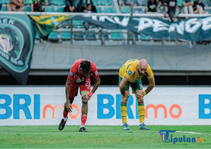 Persebaya Tumbang Tiga Kali Berturut-Turut, Paul Munster Meminta Maaf