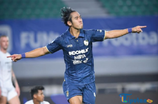 Persita Vs Persik: Babak Pertama 1-0 Lewat Gol Ryuji Utomo, Disaksikan Patrick Kluivert