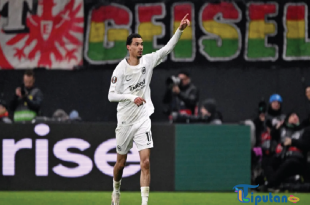 Gilas Ajax 4-1, Eintracht Frankfurt Melaju ke Perempat Final