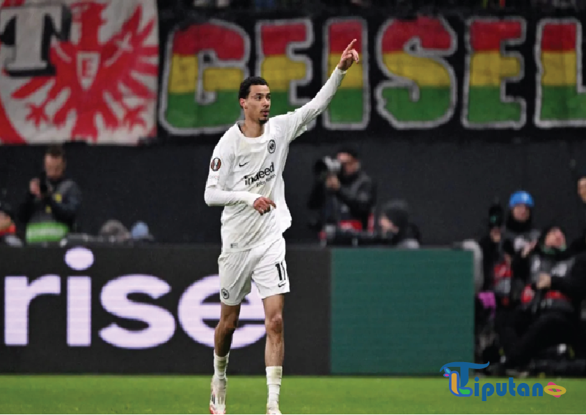 Gilas Ajax 4-1, Eintracht Frankfurt Melaju ke Perempat Final